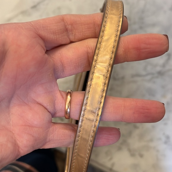 Cute little Michael Kors clutch. - Picture 4 of 6